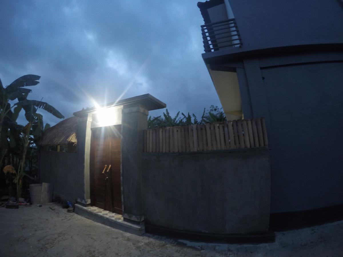 Pluto House Appartement Canggu Buitenkant foto