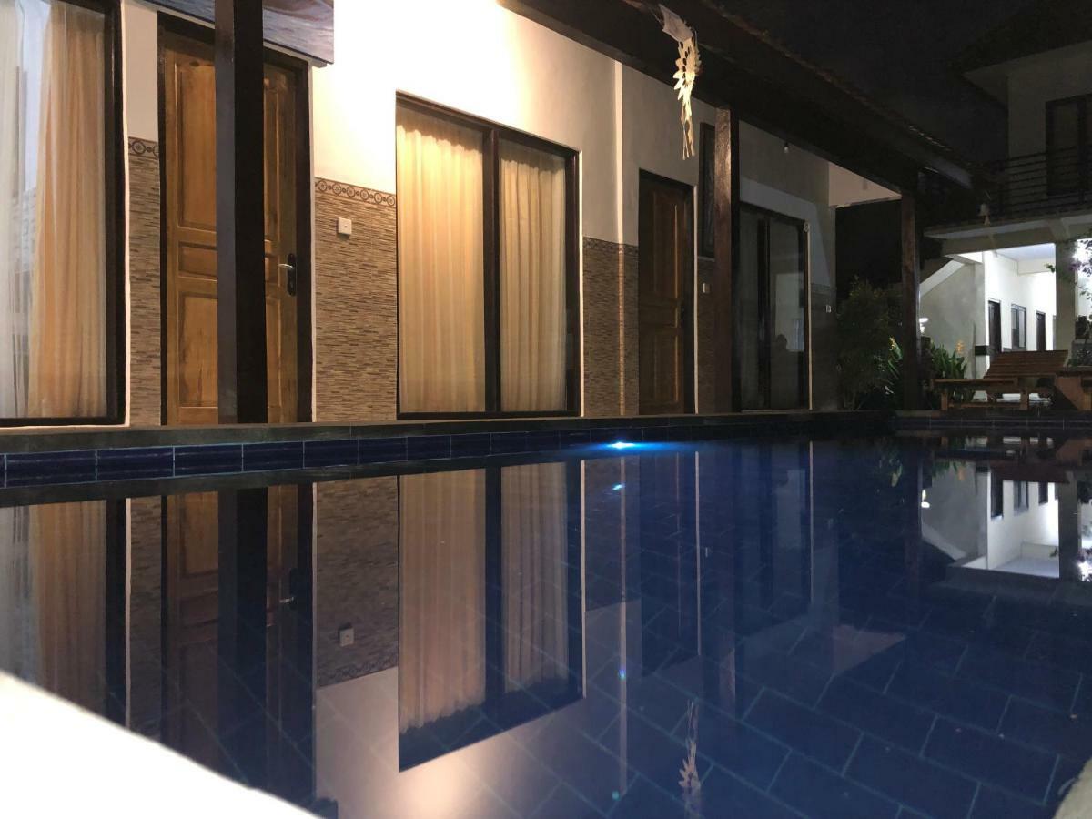 Pluto House Appartement Canggu Buitenkant foto