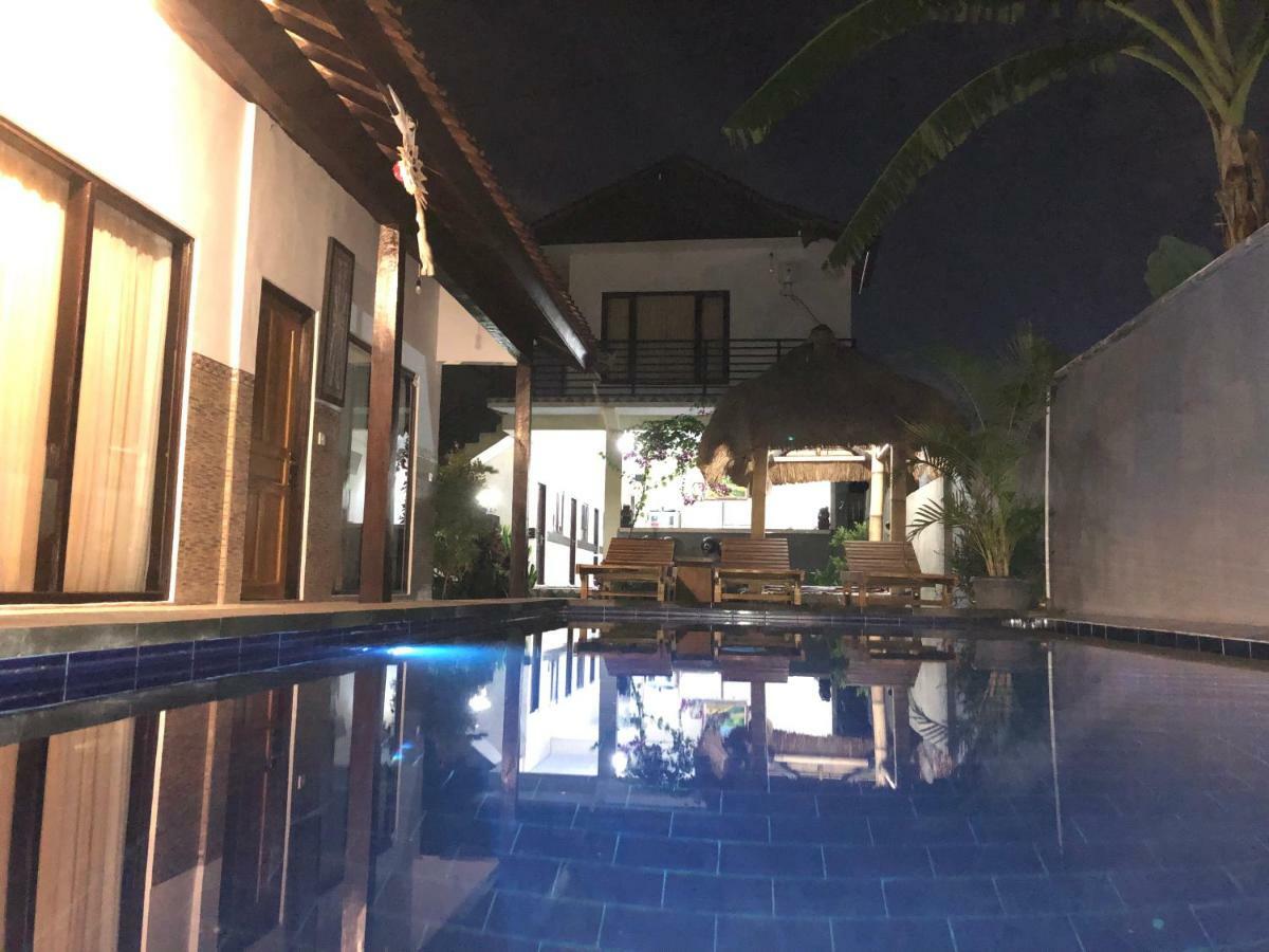 Pluto House Appartement Canggu Buitenkant foto