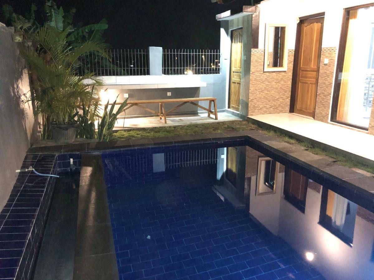 Pluto House Appartement Canggu Buitenkant foto