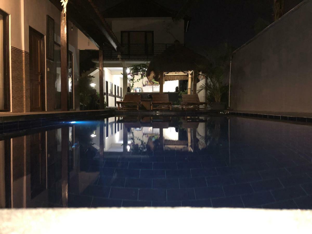 Pluto House Appartement Canggu Buitenkant foto